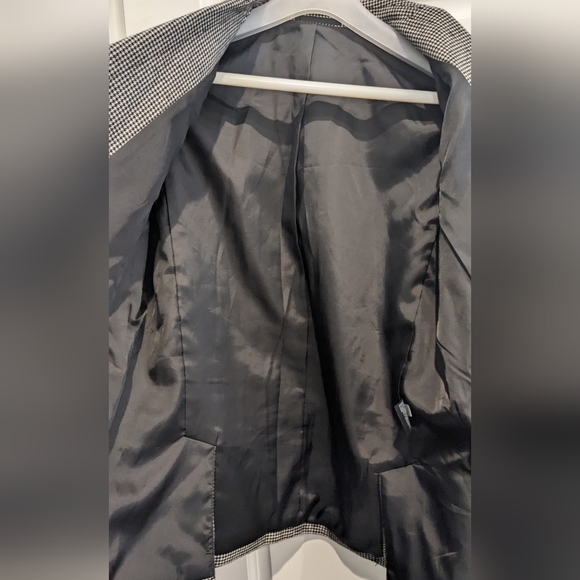 NWOT Uniqlo Wool Blend Blazer - Picture 4 of 11